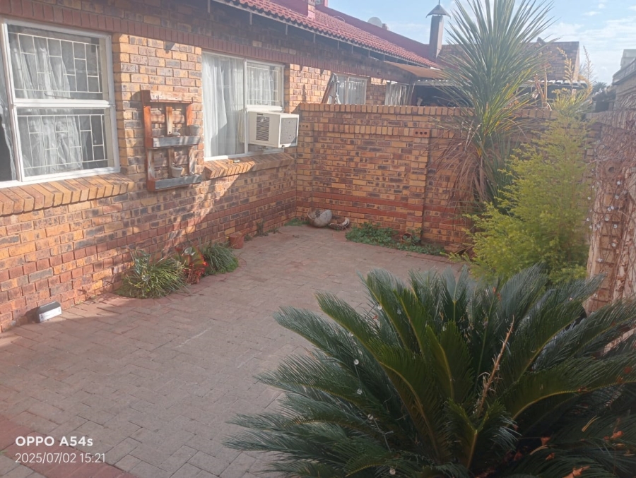 To Let 3 Bedroom Property for Rent in Hospitaalpark Free State